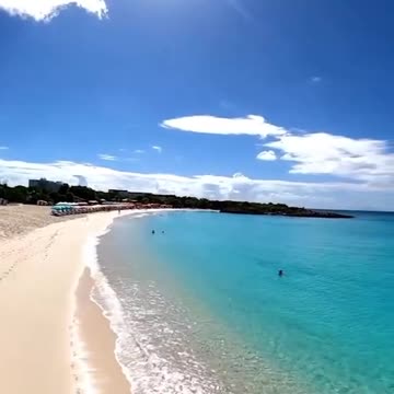 Worlds Most Beautiful Beaches 📍Sint Maarten Mullet bay beach