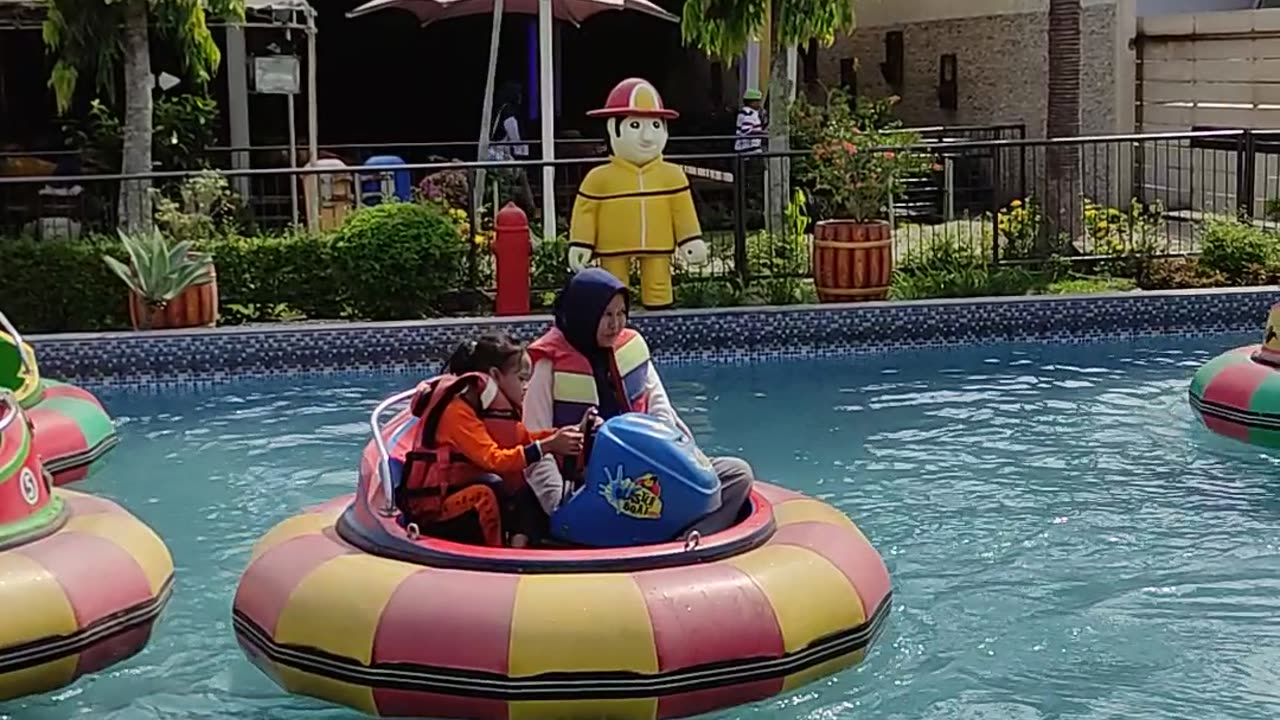 the joy of playing on water rides