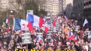 Miles de personas protestan contra la implicación francesa en Ucrania