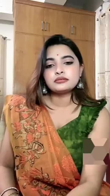 Bangladeshi beautiful item hot girls Linda aki baat hai to Aapka kya Vasta open show