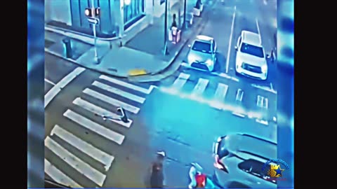 Driver Runs Over Woman in Sidewallk After She Fell off Electric Scooter