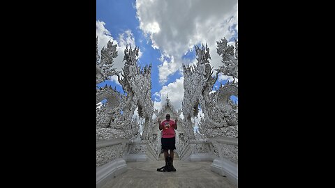 "One must go through Hell to enter Heaven" ( Silver Temple) - Wow 😎🛩🇹🇭