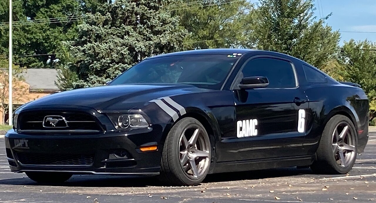 2014 Mustang 3.7 na. Cold start & 1st gear pull.