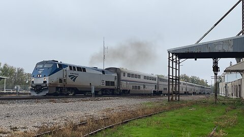 Amtrak 22-Texas Eagle pulling into Tx