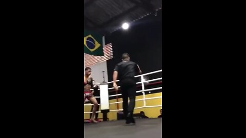 Boxing is like OMG 😳