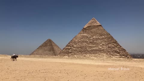 GIZA PYRAMIDS - 4K CAMEL BACK 🐪 - Reloaded from Manuel Bravo