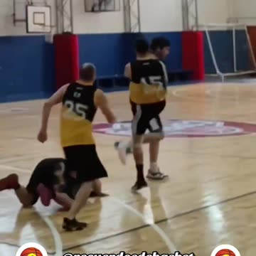 BRUTAL AGRESIÓN en la Liga amateur 🇦🇷