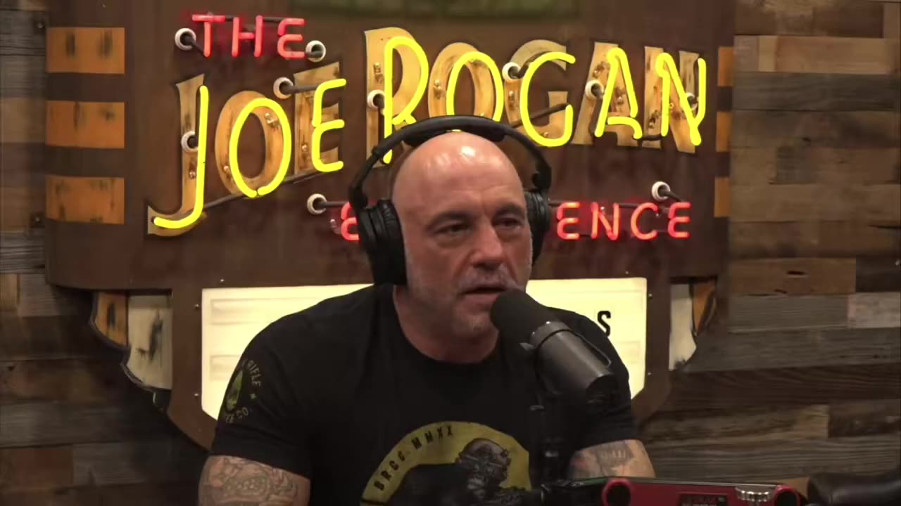 Joe Rogan & Theo Von on How Insurance Companies Try to Incentivize Physicians