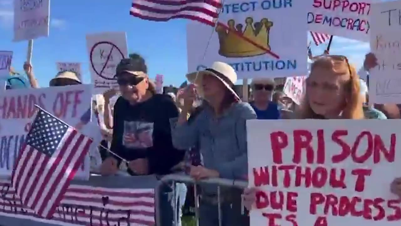 “No Kings” in Florida… a lot of retirees