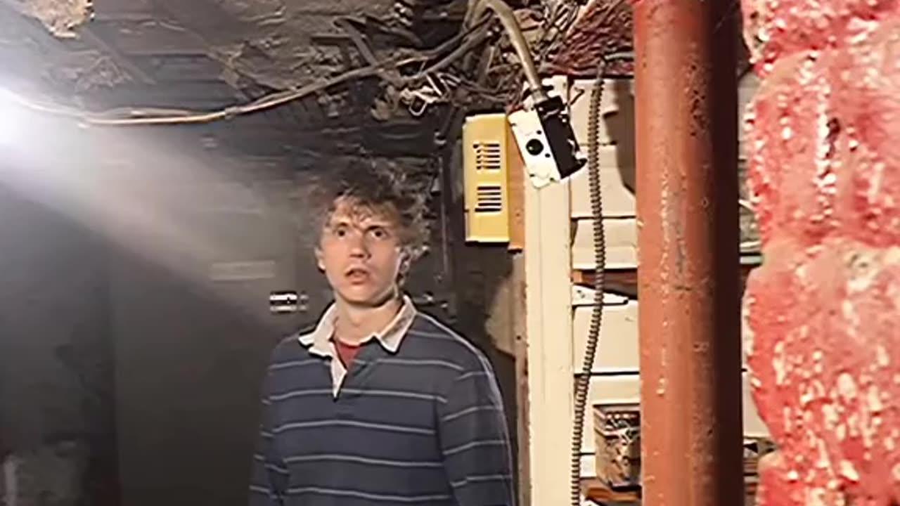 😨👽 Is This a Real Poltergeist or a Hoax? | TheHauntingHour