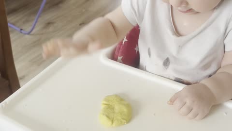 Baby Kayla Helps Mommy & Sister Bake Cookies 🍪💛