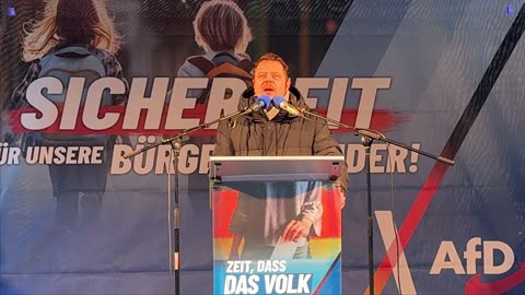 Anklam - Stephan Reucken spricht auf der AfD Kundgebung in Anklam am 15-02-2025