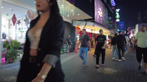 "Is This the WILDEST Nightlife in Thailand? (Pattaya Edition)"