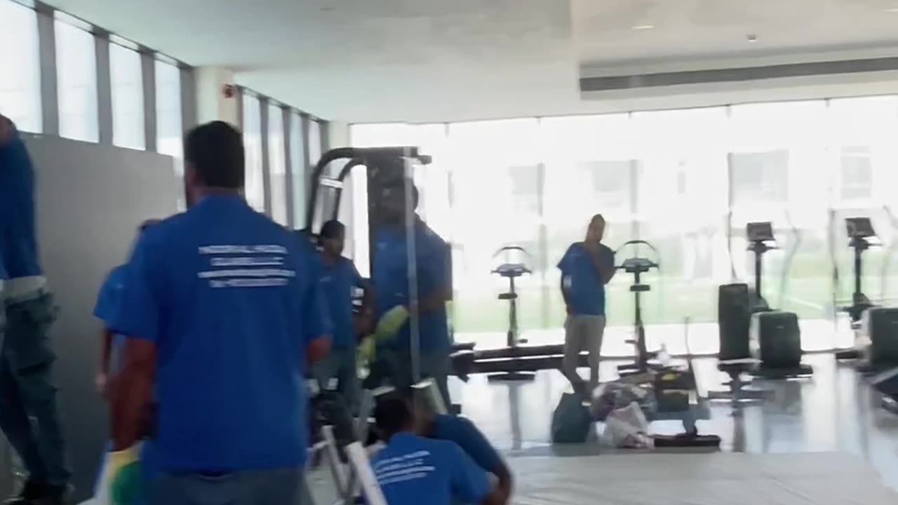 Mirror changing work in dubai