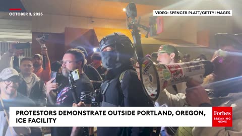 RAW VIDEO: Protestors Face Off With Federal Agents Outside Portland, Oregon, ICE Facility 