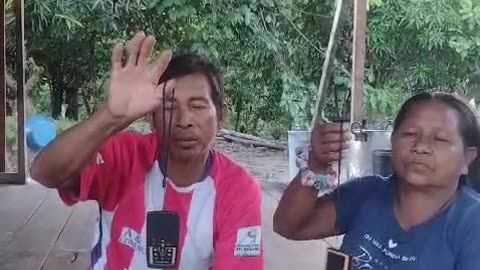 Ecuador: Eusebio & Soila Chanchari Pinedo receiving audio Bibles from Frontline Missions