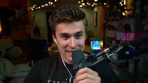 Huge Streaming Drama (REUPLOAD) [ncmrzhXr6FE]