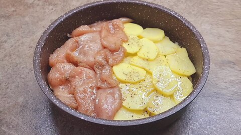 A healthy and delicious chicken breast recipe that I highly recommend you try cooking.