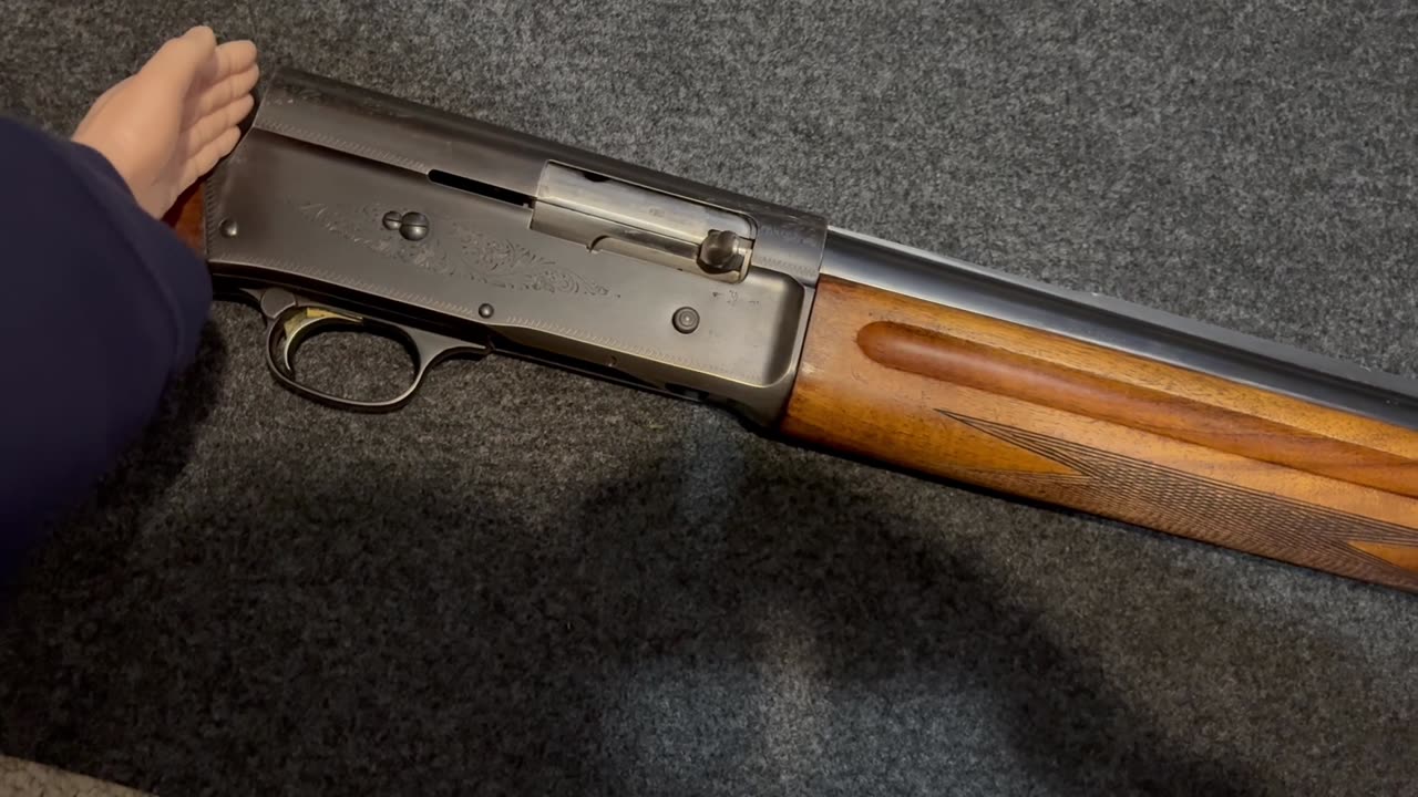 Sunday touch around 156: SPH touches its Browning Light A5 1958 12ga! #hickok45