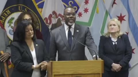 Chicago Mayor Brandon Johnson: “We don’t have illegal aliens.