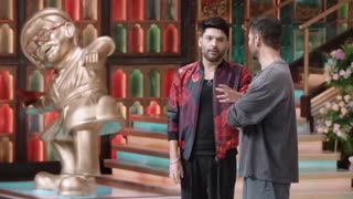 Akshay_Kumar___Kapil_Sharma_Stand-Up_On_The_Season_Finale_#TGIKS___Bacha_Hua_Content