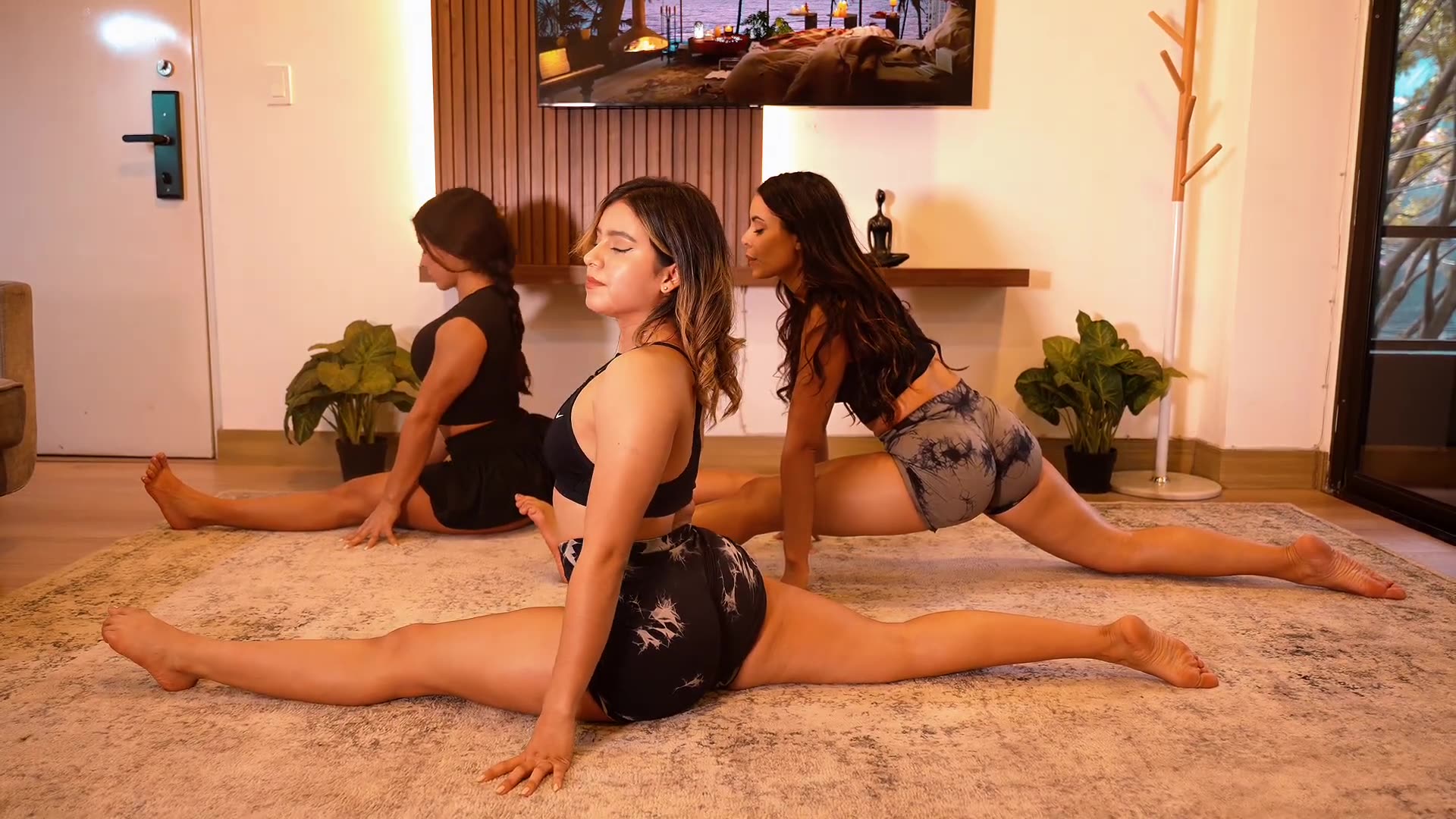 Hips opening and flexibility workout