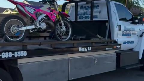 Dude jumps hill gets arrested