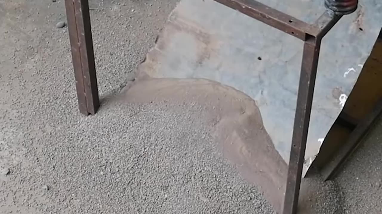 Genius Invention: DIY Electric Sand Screening Machine – Smart and Efficient!