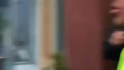 🚨BREAKING🚨 @RTCORGUK activists question an Egyptian migrant on..