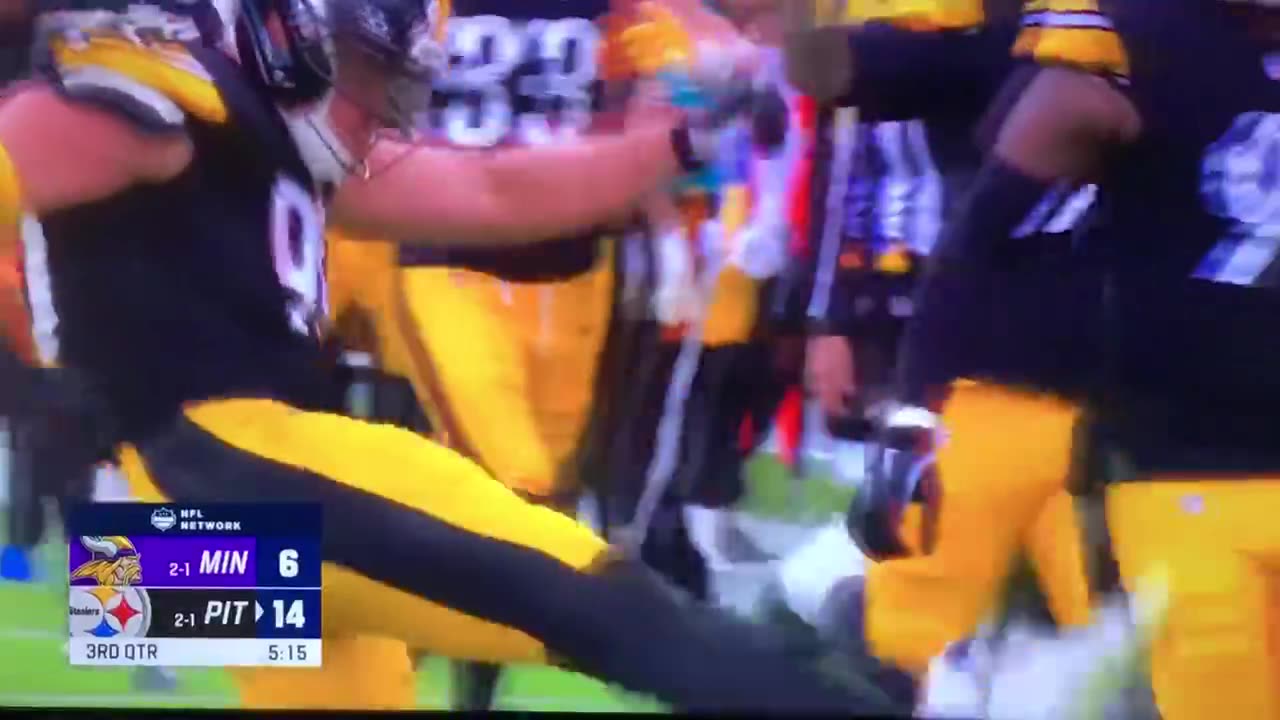 Steelers LB #90 T.J. Watt is a BEAST! 🧌