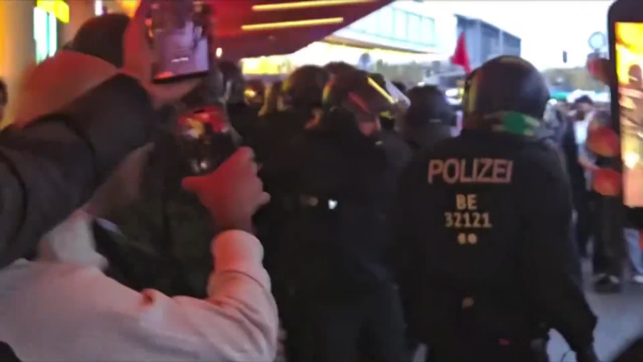 Islamic immigrants attack German police in Berlin. Islam is a problem in Europe.