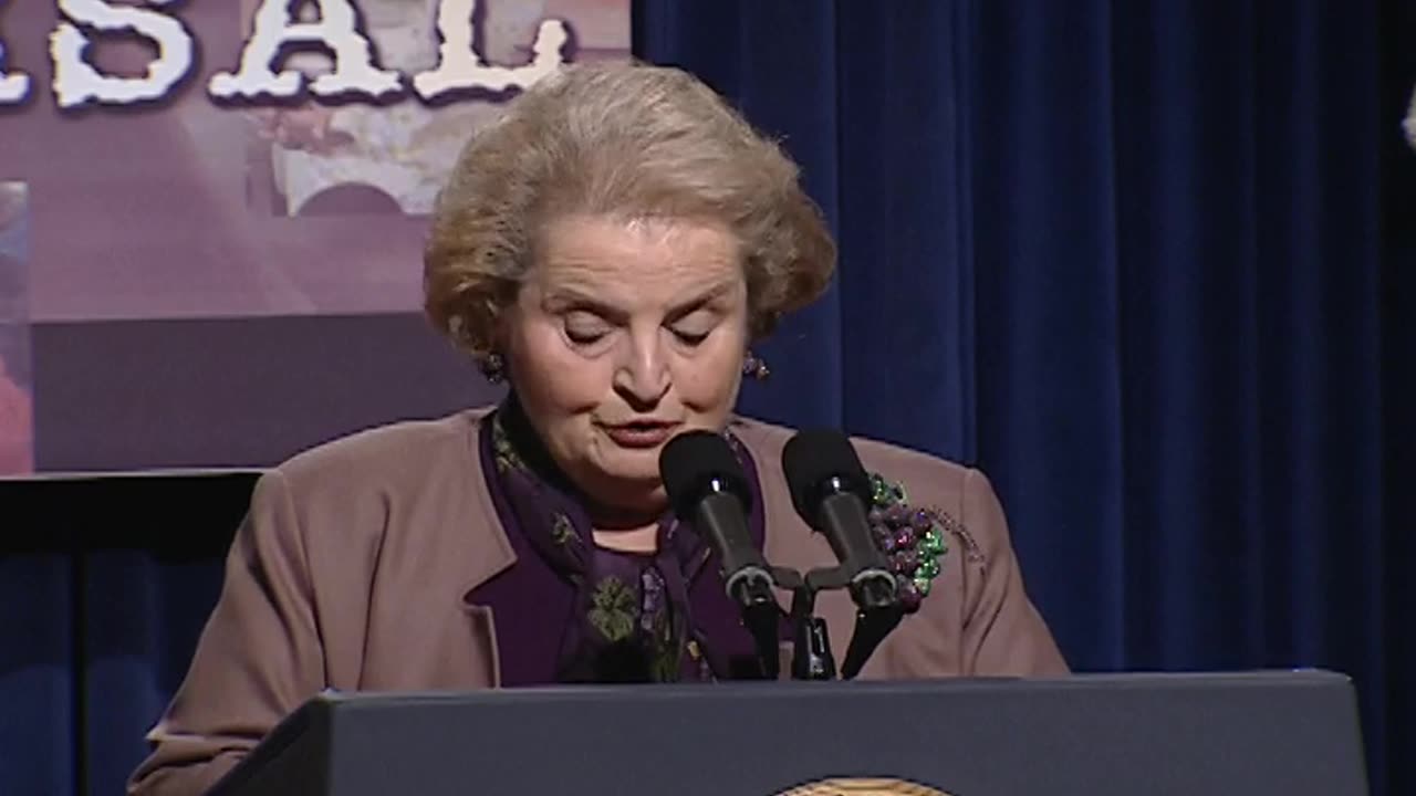 Video Recording of the Presentation of the Eleanor Roosevelt - MT12303 06DEC2000 6850719