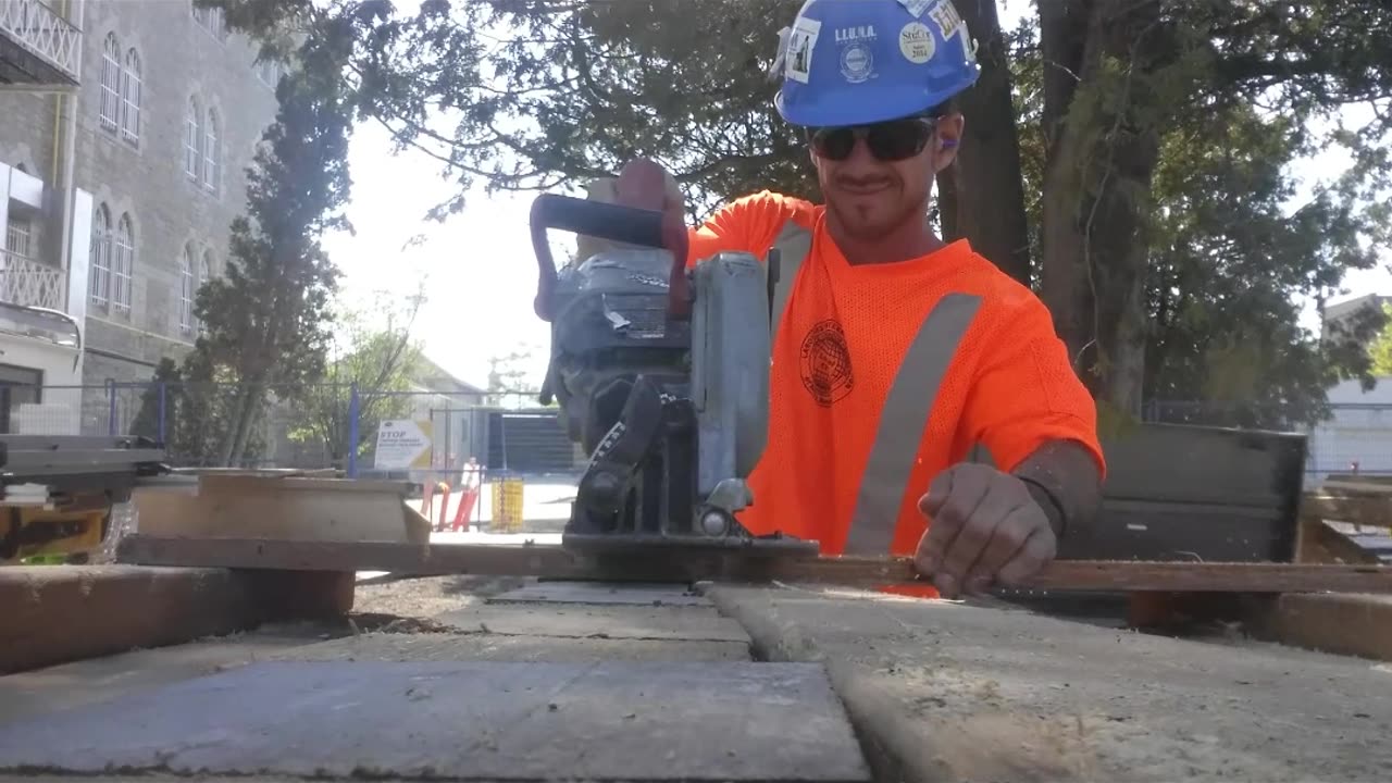 ⚒️2016👷‍♂️ Construction @ Work Cutting Wood Making Concert Forms At The Chinese Embassy Part 2 In Ottawa 🪖 Canada 🍁