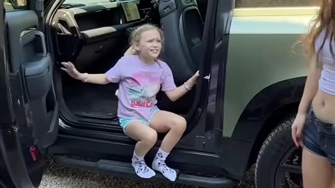 When you forget you have 3 siblings #jonathanjoly #shorts #daughter