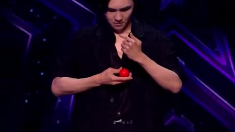 Eden Choi's IMPOSSIBLE magic will have you questio