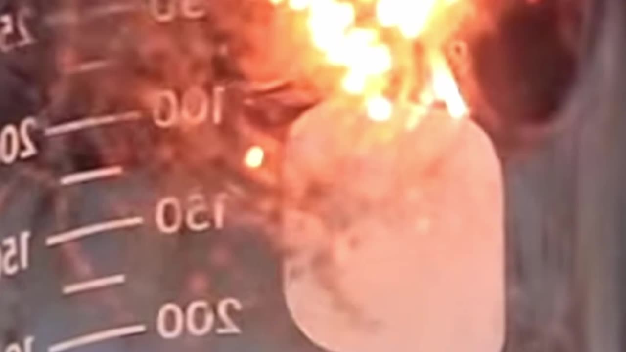 Liquid Oxygen 💨➡️❄️ Rocket Fuel in a Beaker #chemistry #science