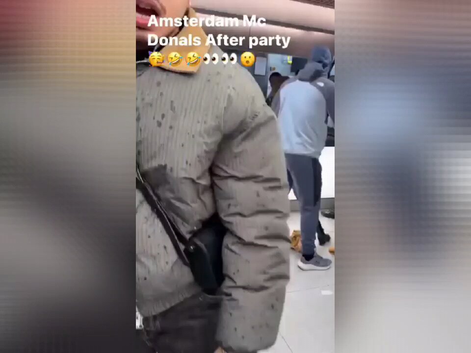 Mcdonalds Manager And Employees Return The Same Energy After Rude Customers Threw Something At Them