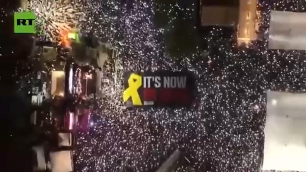🕊️🕊️🕊️! MASSIVE protest in Tel Aviv urging Netyanahu to take the Peace Deal…