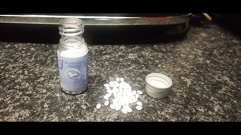 ALIEXPRESS CHINA MOLDABLE TEETH 🦷PERFECT FOR FILLING IN GAPS AS WELL AS FILLING IN HOLES 🕳IN TEETH🦷