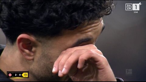 An emotional Omar Marmoush farewell to Frankfurt! 🥹