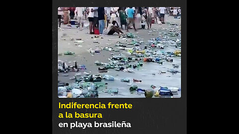 La indiferencia humana en una playa de Brasilia