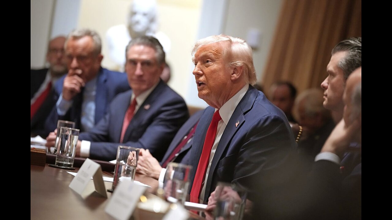 Tulsi Gabbard gives exclusive glimpse of Trump's first Cabinet meeting