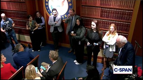 Bernie Sanders HIJACKS Chuck Schumer's Press Conference