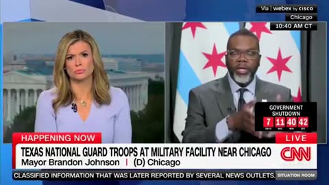 Chicago Mayor Threatens Trump