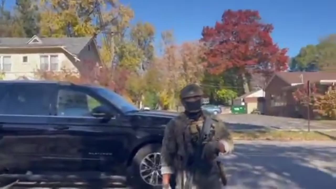 Entitled Estella Esq., professional sidewalk lawyer, demands answers from DHS