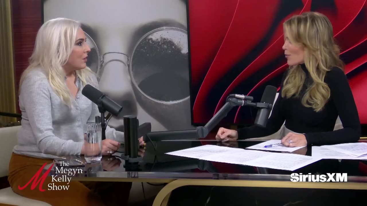 Breaking Down Meghan Markle's Cringe Bloomberg Interview with Terrible Reporter, w/ Maureen Callahan