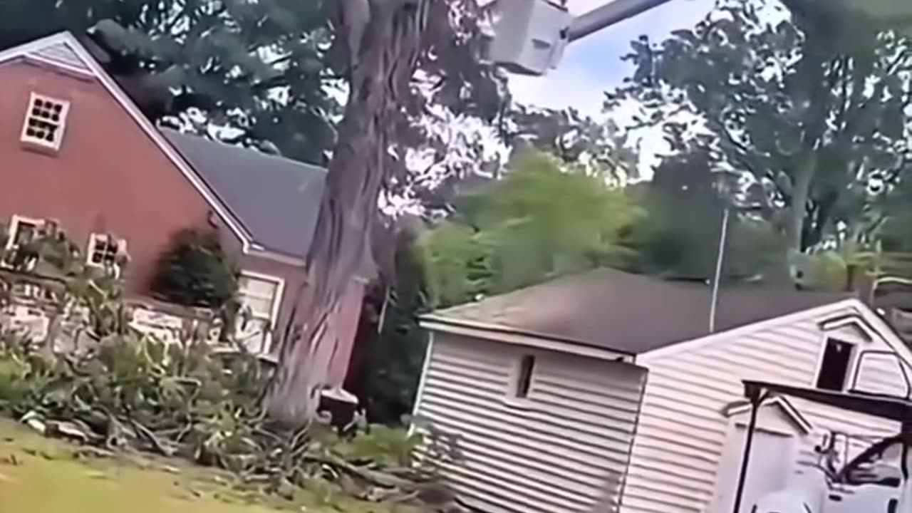 The first one 😳 say goodbye to the playgrounds 💀