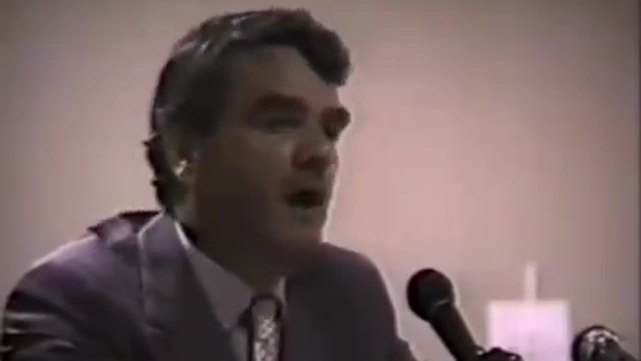 Ernst Zundel Holocaust Trial - Part 2 David Irving