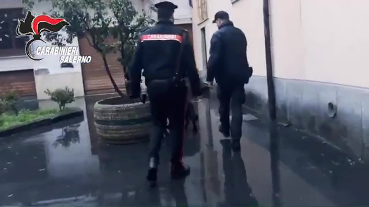 Salerno - Revenge porn, un minorenne arrestato dai carabinieri (27.02.25)