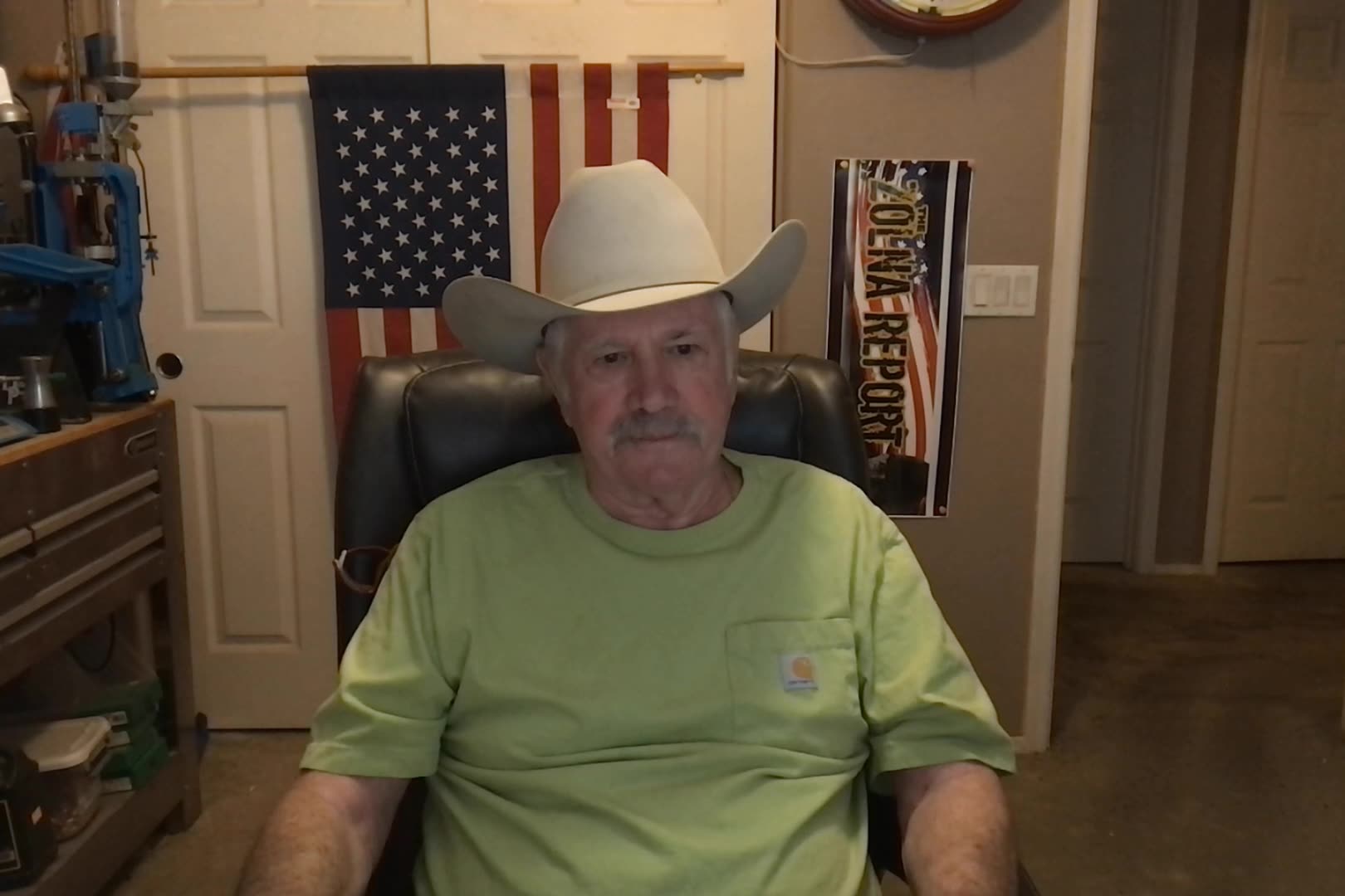 Body Language Expert Reacts To Erika Kirk, And JD Vance Introduction, And Hug!